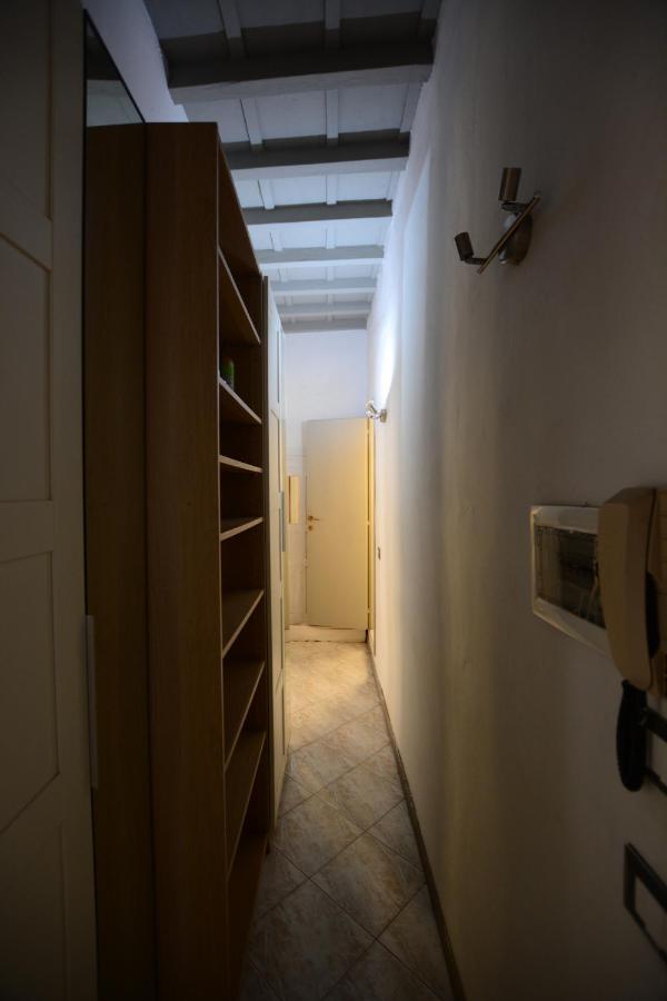 Vicky Apartment Флоренция Екстериор снимка
