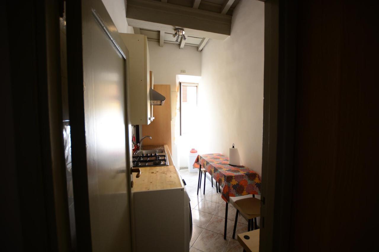 Vicky Apartment Флоренция Екстериор снимка